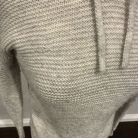AQUA Size Small Grey Women's Pullover Hoodie Knit Sweater - Picture 2 of 6